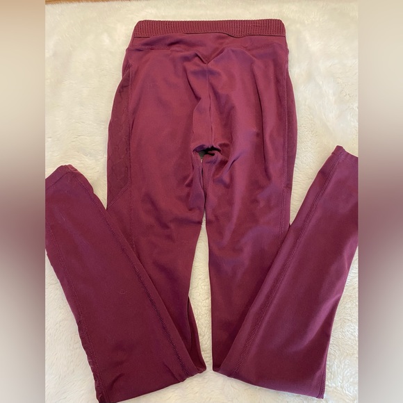 Gymshark Geo Mesh Leggings--Size SMALL- Wine - Picture 2 of 6